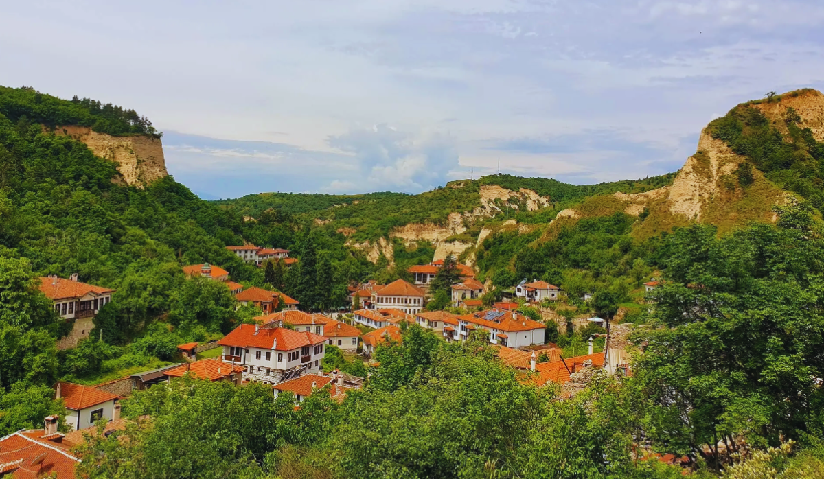 8/2/2026 : Από τις Πυραμίδες του Ρόζεν στο Μελένικο του Κρασιού - Image 5